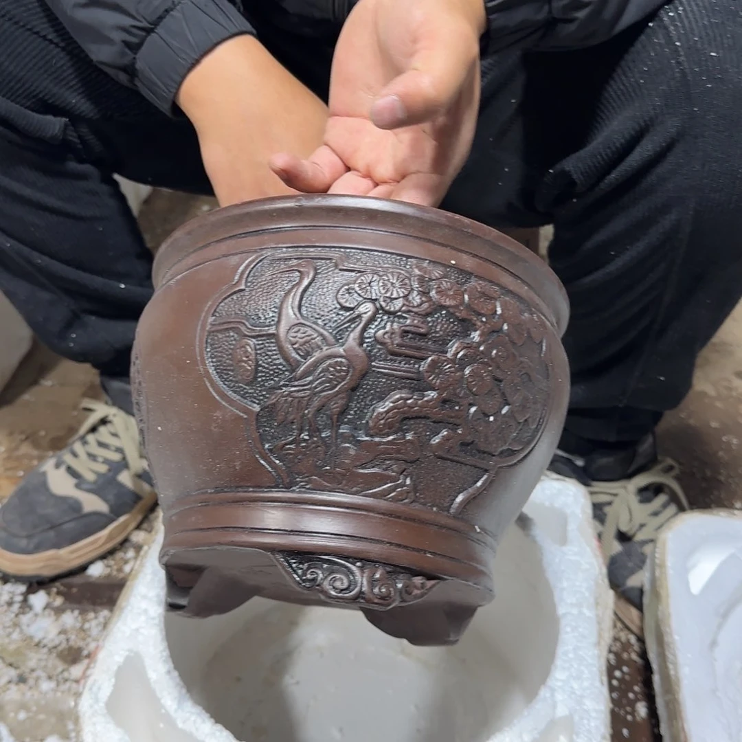 紫砂花盆瑕疵和瑕疵的