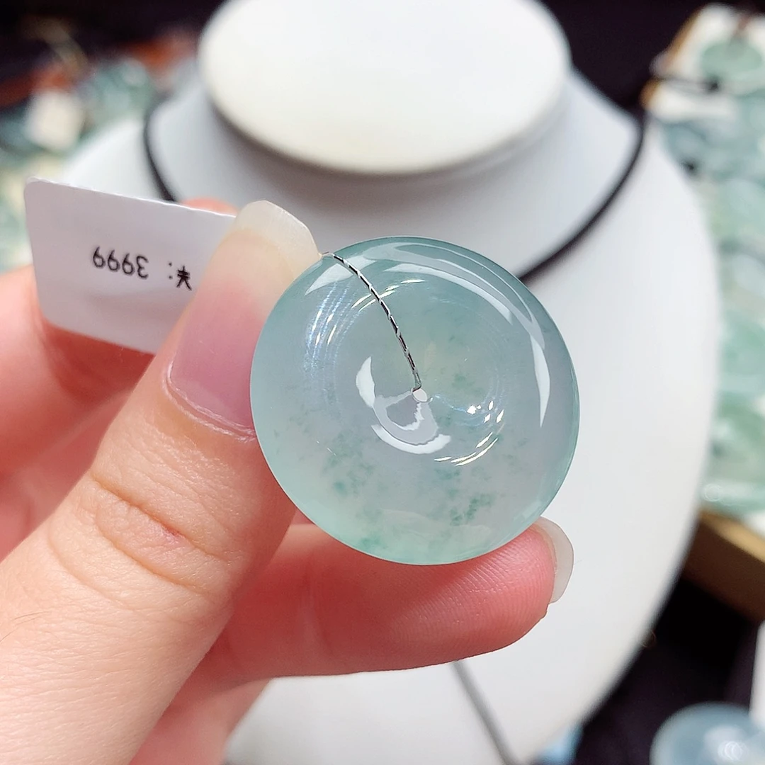 颈饰未镶嵌翡翠翡翠77，26.4/6.4