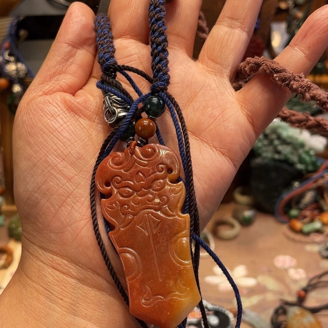 【闪购商品】翡翠未镶嵌颈饰