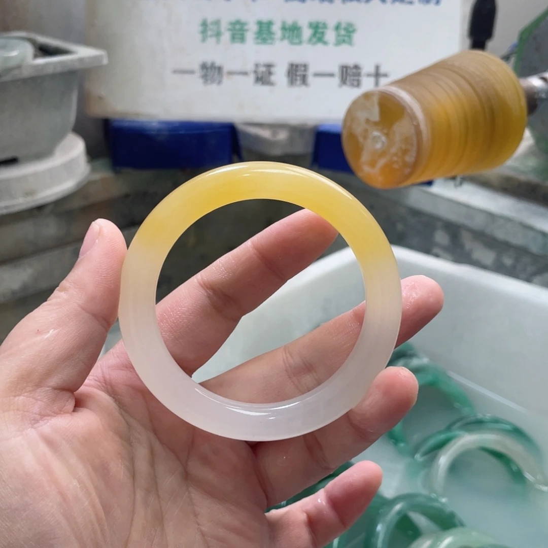 未镶嵌定制石英质玉天山翠O*l