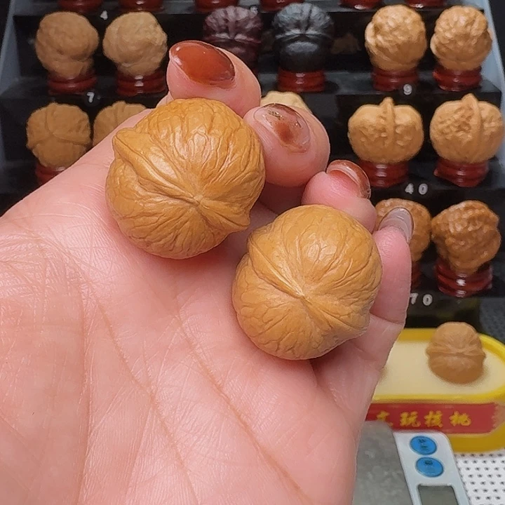 把件文玩核桃晶玉27尺…………97号