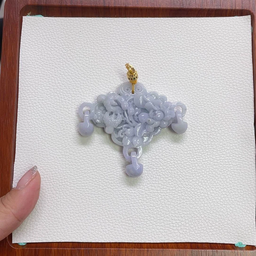 翡翠未镶嵌颈饰三验环紫锁