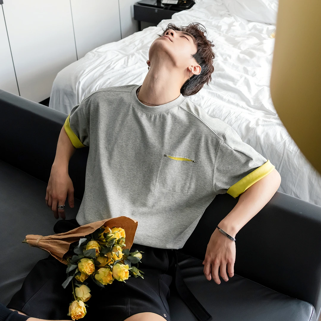 CHICERRO西西里男装夏季简约设计感双色口袋撞钉T恤短袖男百搭潮