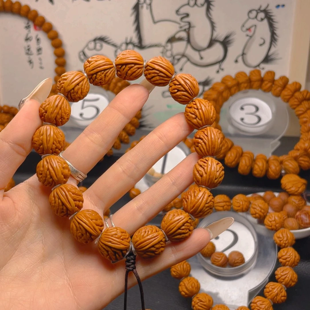 文玩核桃吊坠1.66666666