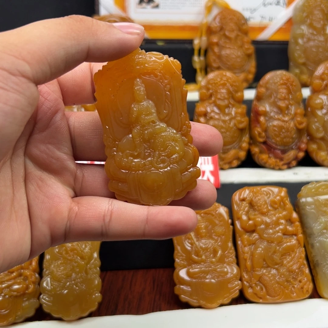 石英质玉（黄龙玉）未镶嵌多样性发货，发其一