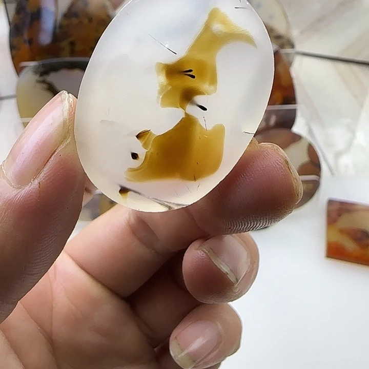 未镶嵌颈饰玛瑙/玉髓