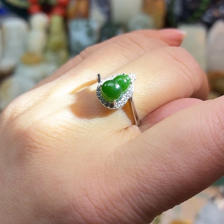 和田玉银S925镶嵌颈饰