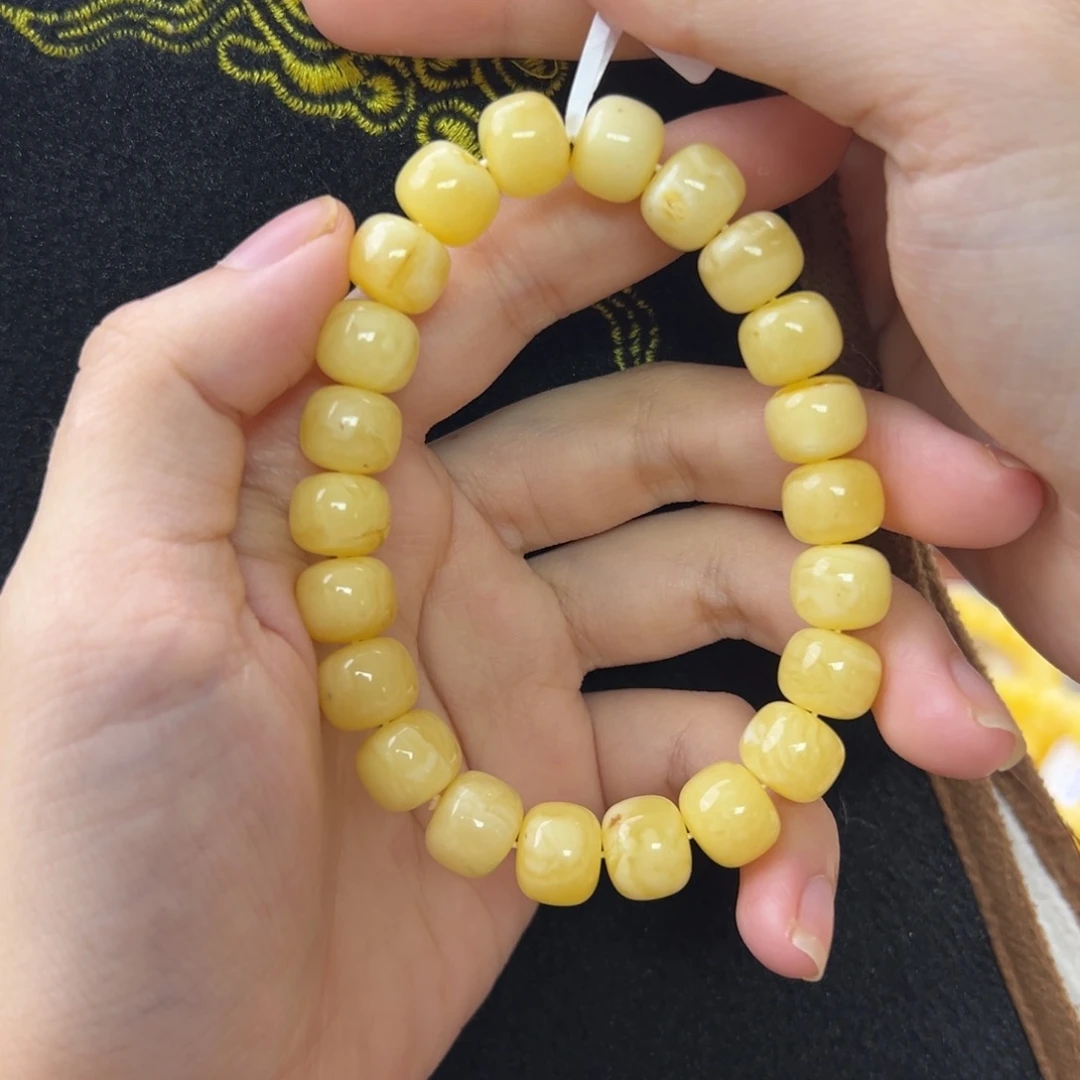 未镶嵌琥珀珠宝奇石