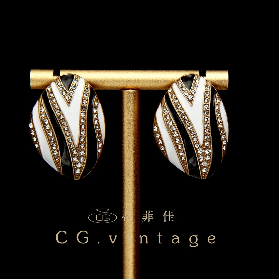 铜合金珐琅耳饰 【0013】法式宫廷复古欧美风轻奢风配色高级耳环