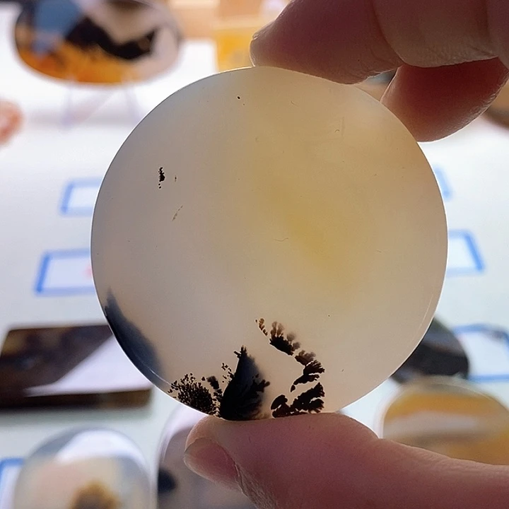 玛瑙/玉髓未镶嵌珠宝半成品