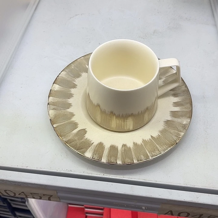 福利待遇多多哦哦哦哦