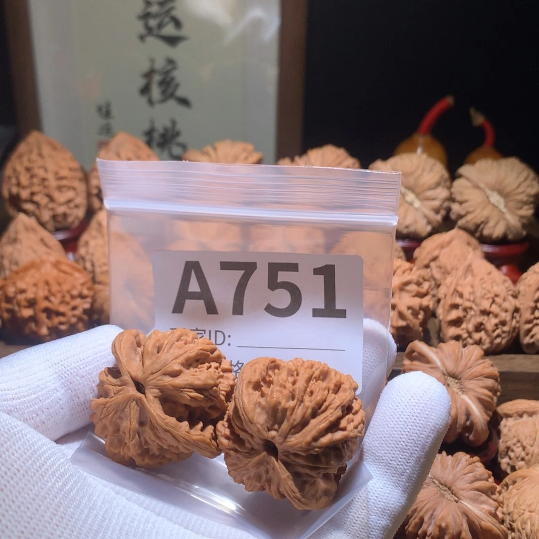 核桃虎头，40尺，打底影响二次销售，不退不换