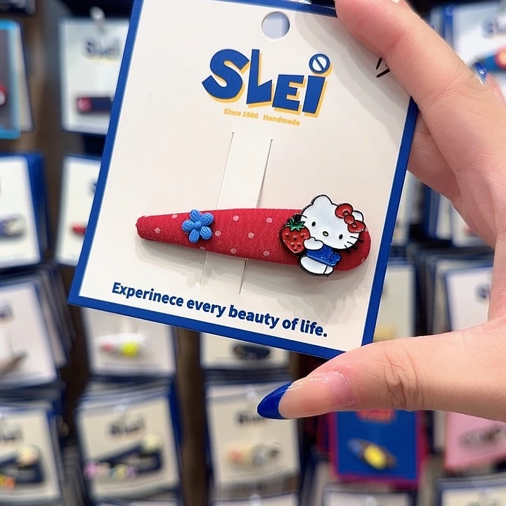 红色波点草莓kt掰掰夹一个