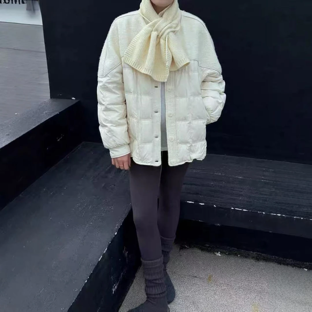 白鸭绒羊羔毛拼接加围巾中长款冬季女款羽绒服百搭设计师韩版女装