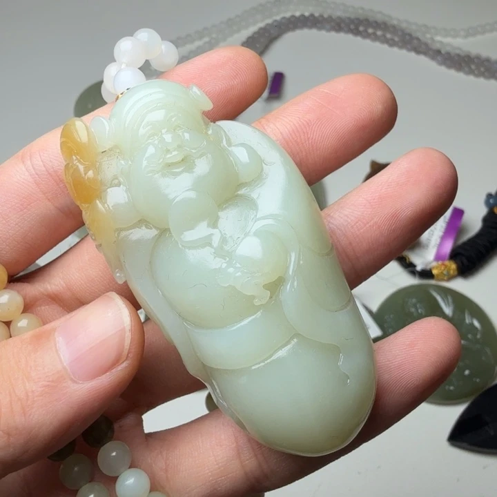 和田玉（糖玉）未镶嵌颈饰