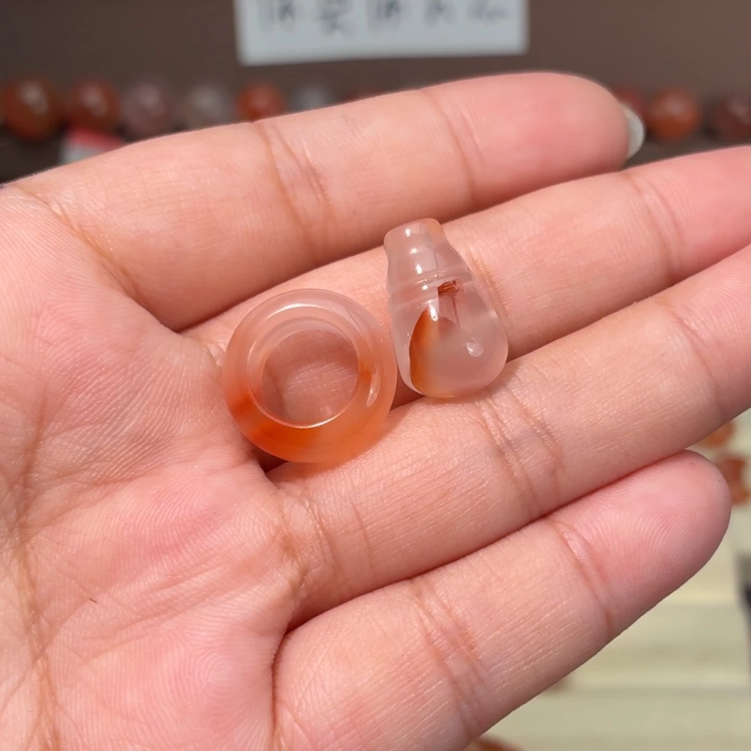 软***月未镶嵌川料南红玛瑙跑环➕三通
