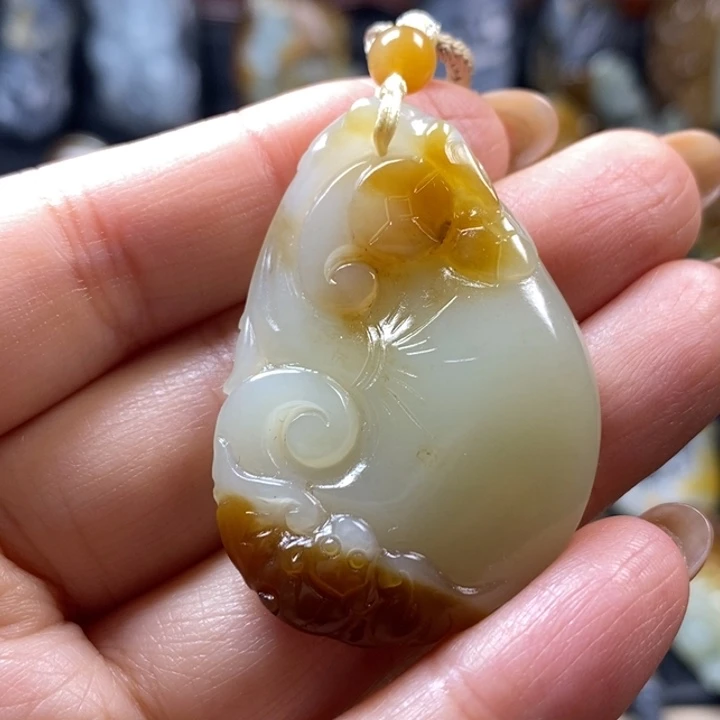 和田玉未镶嵌挂件