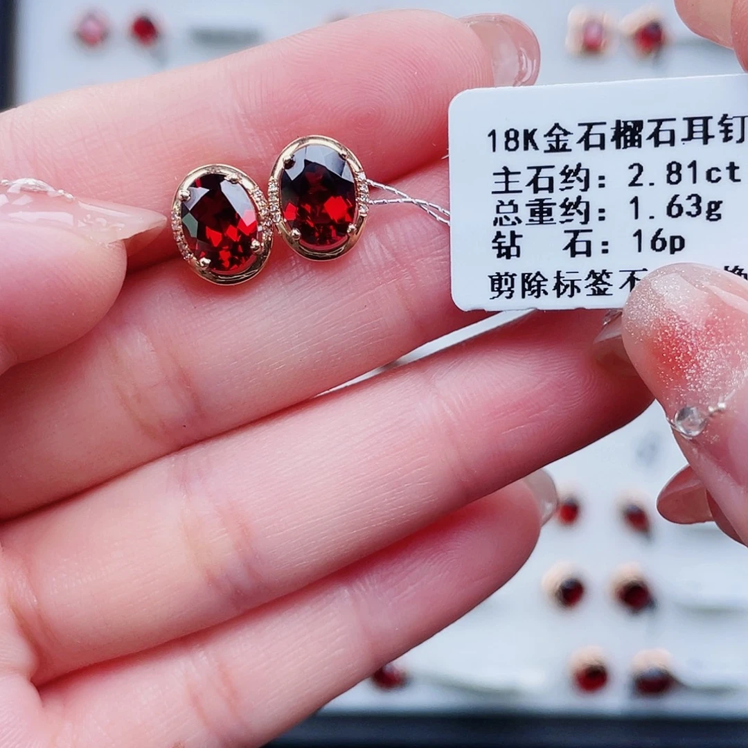 石榴石耳饰18K金镶嵌