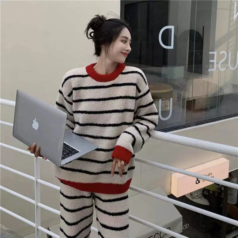 【妍凯琳】半边绒圆领条纹家居服套装长袖休闲秋冬加绒加厚极简日系