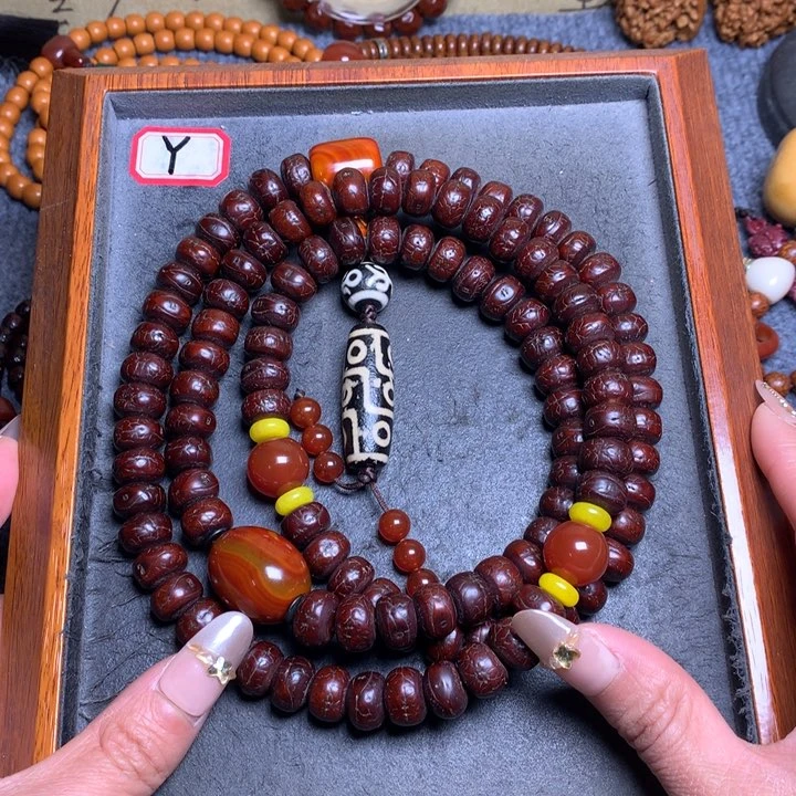 凤眼菩提吊坠菩提