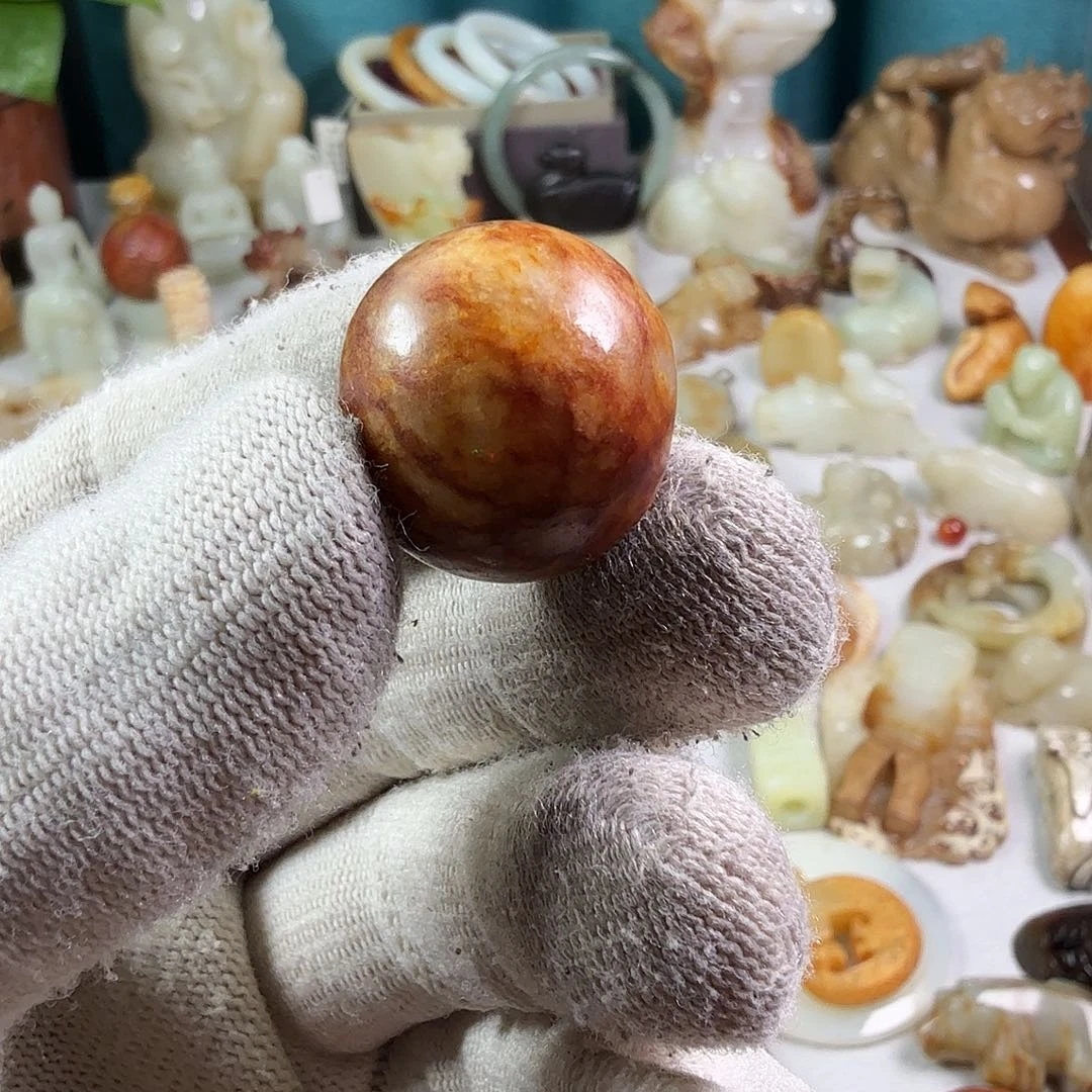 一***鱼和田玉（糖玉）未镶嵌颈饰