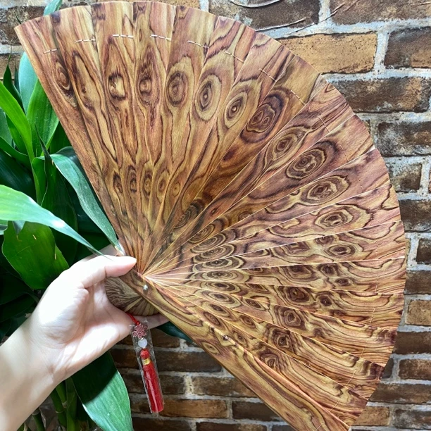 海南黄花梨精品满眼满纹扇子折扇 规格长26厘米 扇面宽44厘米