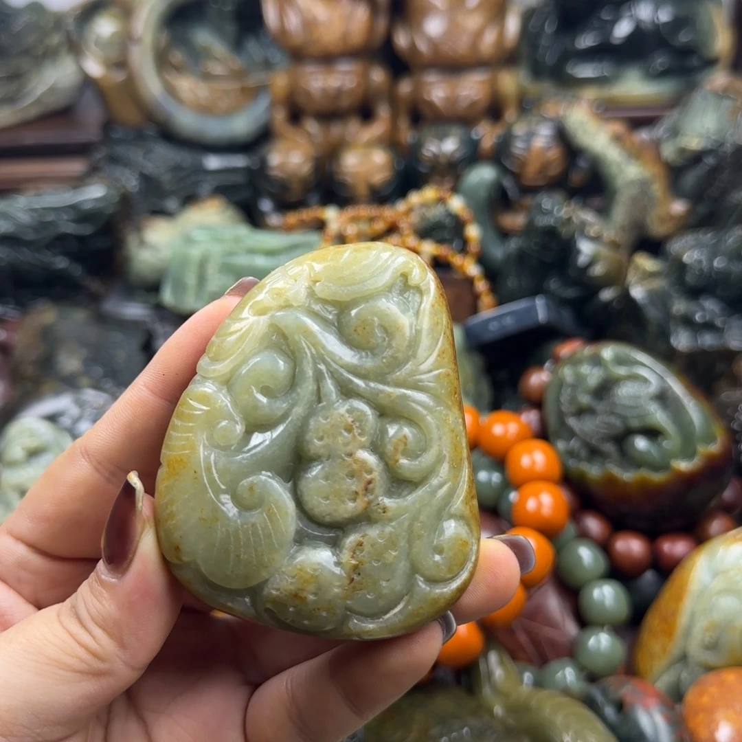 木***堂透闪石质玉未镶嵌珠宝奇石