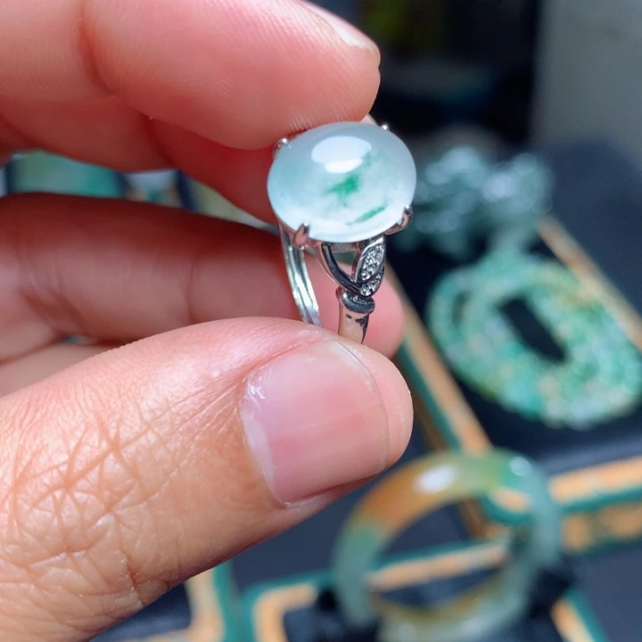 石英质玉合金戒指