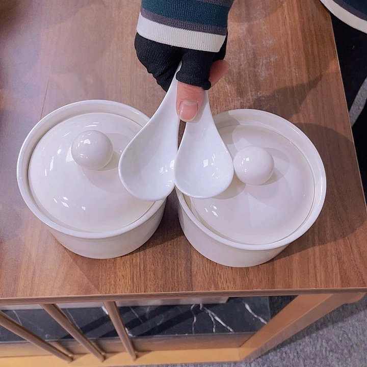 白瓷餐盘餐盘餐盘