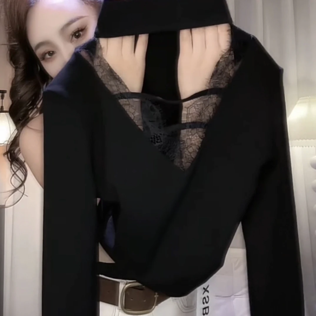 小心机蕾丝镂空打底衫女秋冬新款长袖T恤上衣