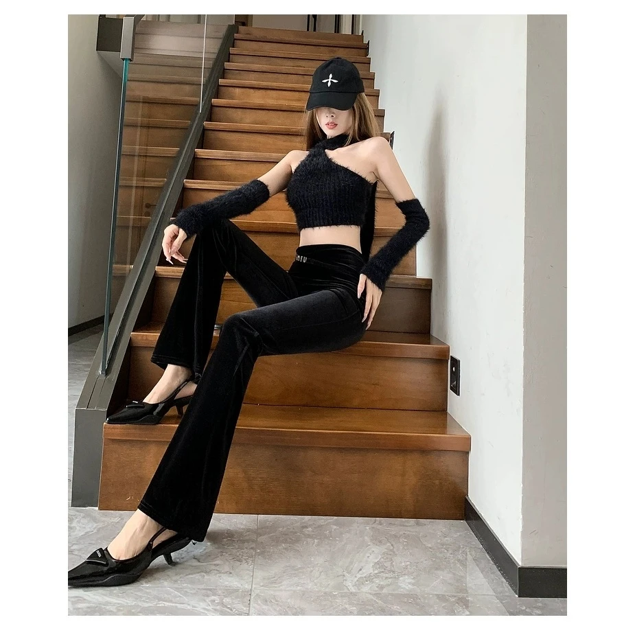 高级感黑丝绒微喇叭裤女秋冬2025新款时尚高腰显瘦休闲拖地长裤清