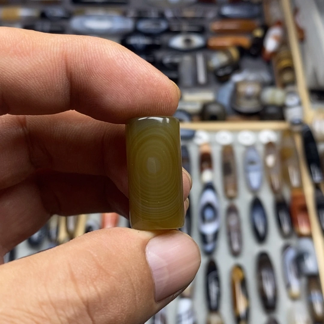 未镶嵌玛瑙/玉髓珠宝半成品