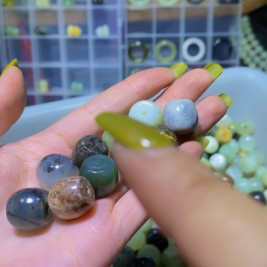 蛇纹石玉其他未镶嵌13