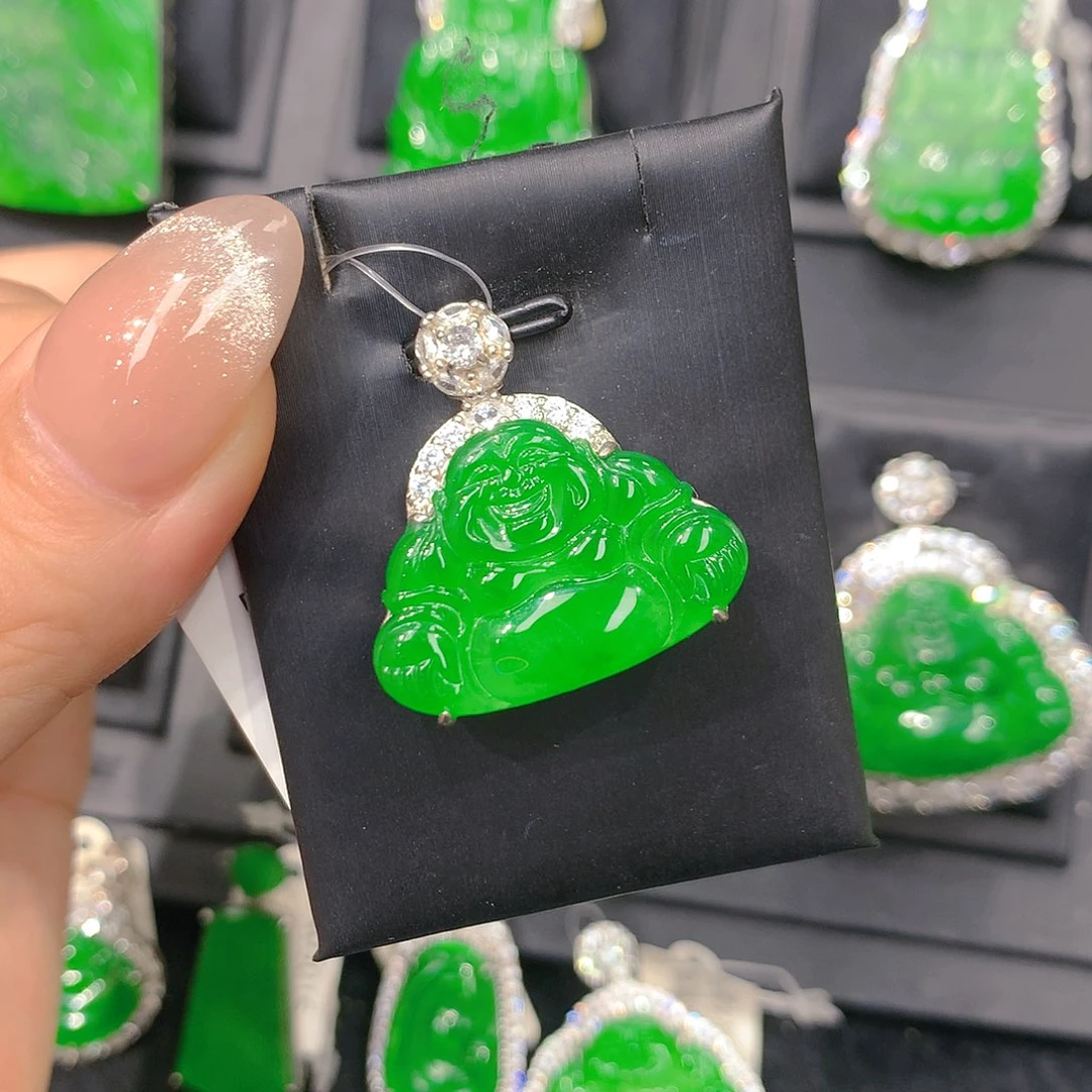 颈饰银S925镶嵌翡翠元气