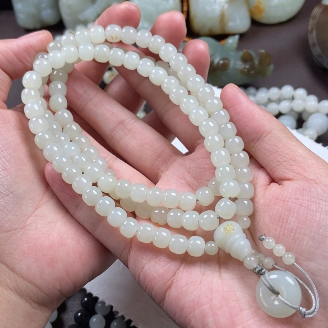 和田玉把件未镶嵌普**下