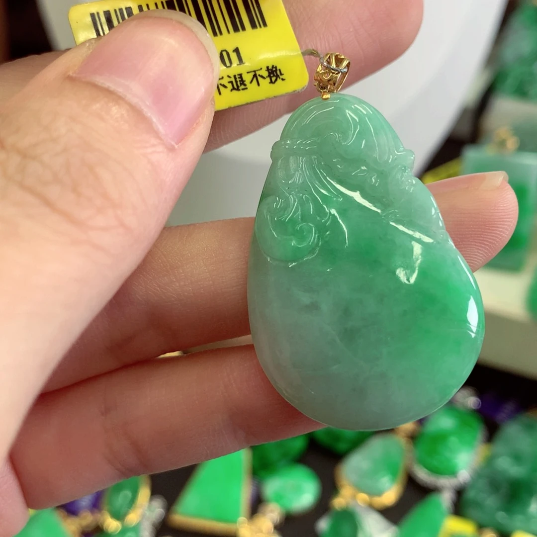 翡翠18K金镶嵌吊坠(不含链)