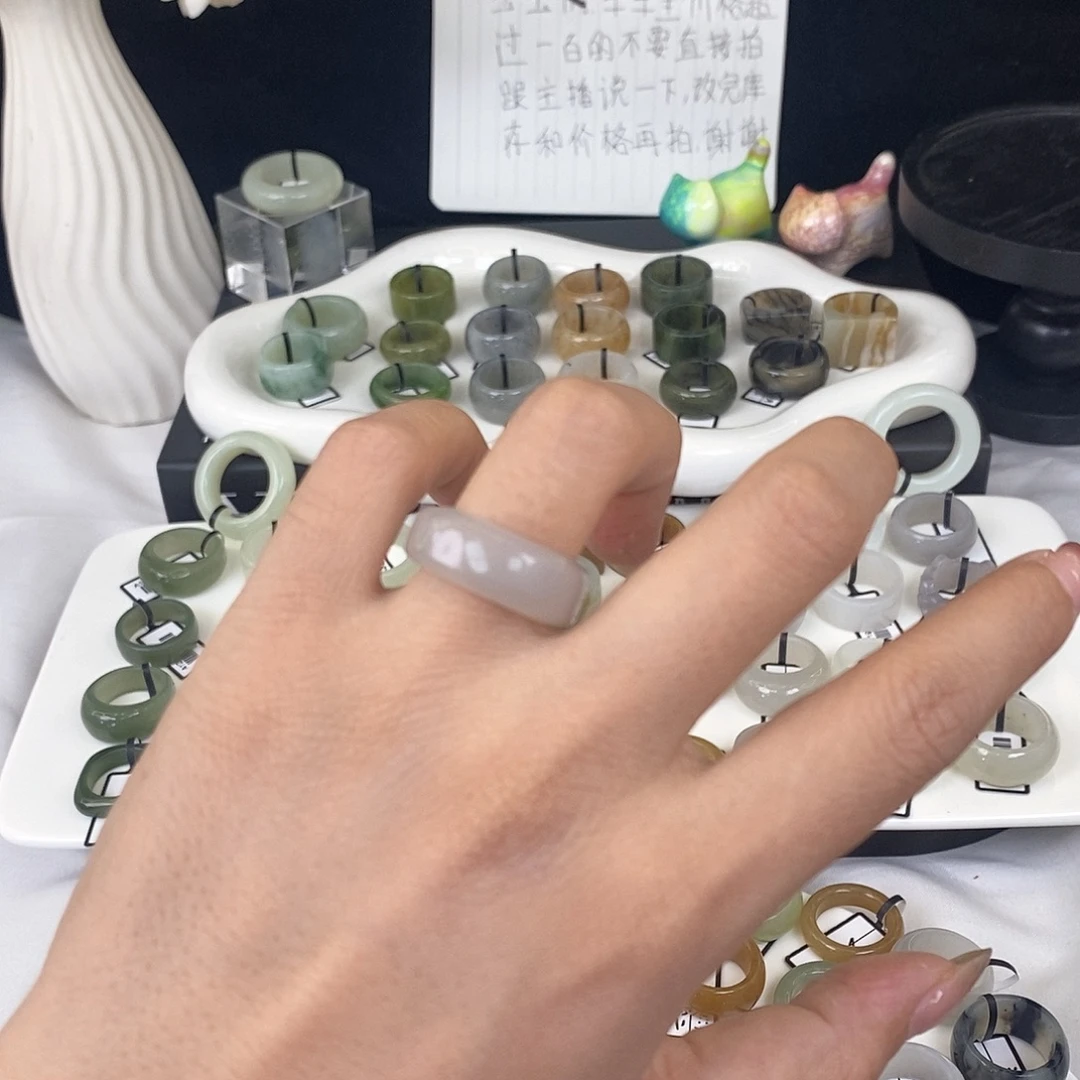 未镶嵌戒指和田玉Q104烟紫馒头17.0不退换