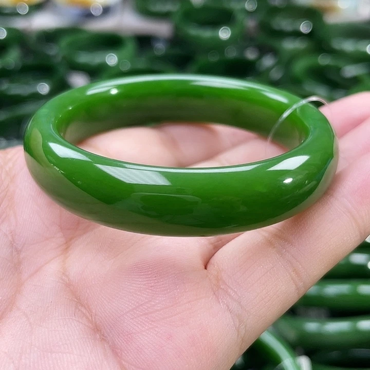 未镶嵌手镯和田玉（碧玉）