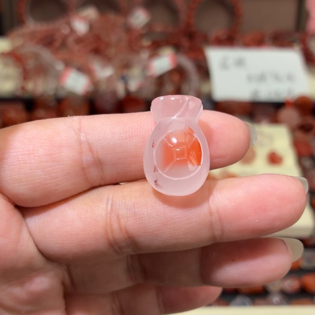 南红玛瑙未镶嵌颈饰大钱袋