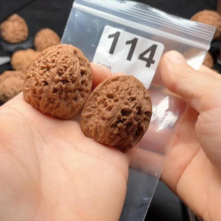 文玩核桃把件南疆