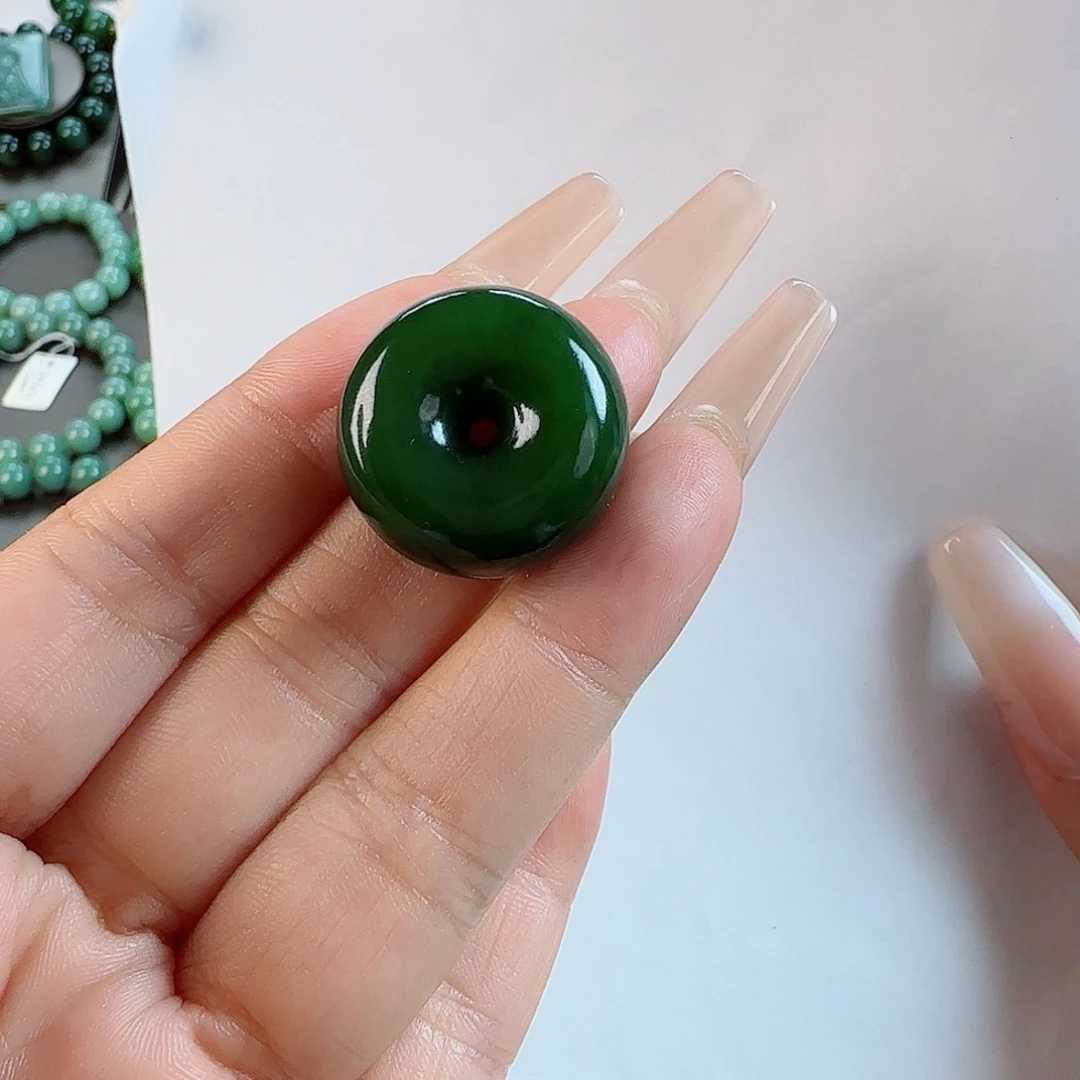 和田玉未镶嵌吊坠(不含链)