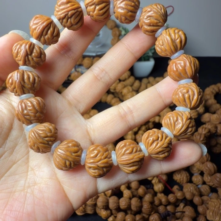 桃核手串小金蟾手串