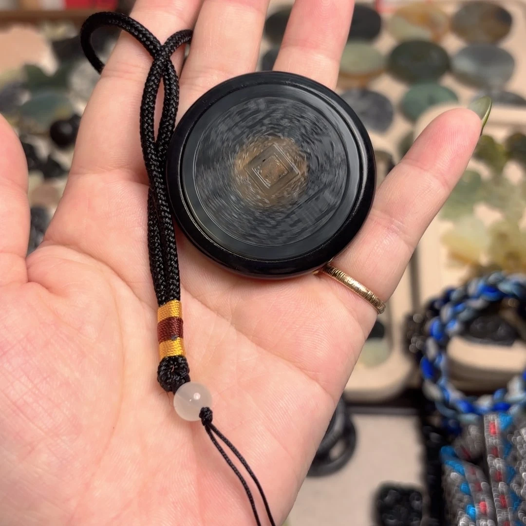 蛇纹石玉合金颈饰