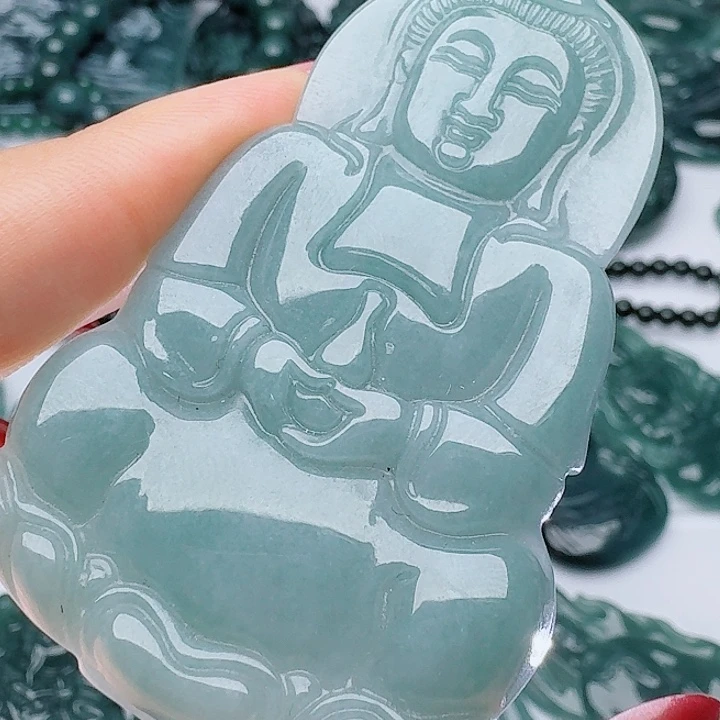 颈饰未镶嵌翡翠天然的A货翡翠多样性发其一