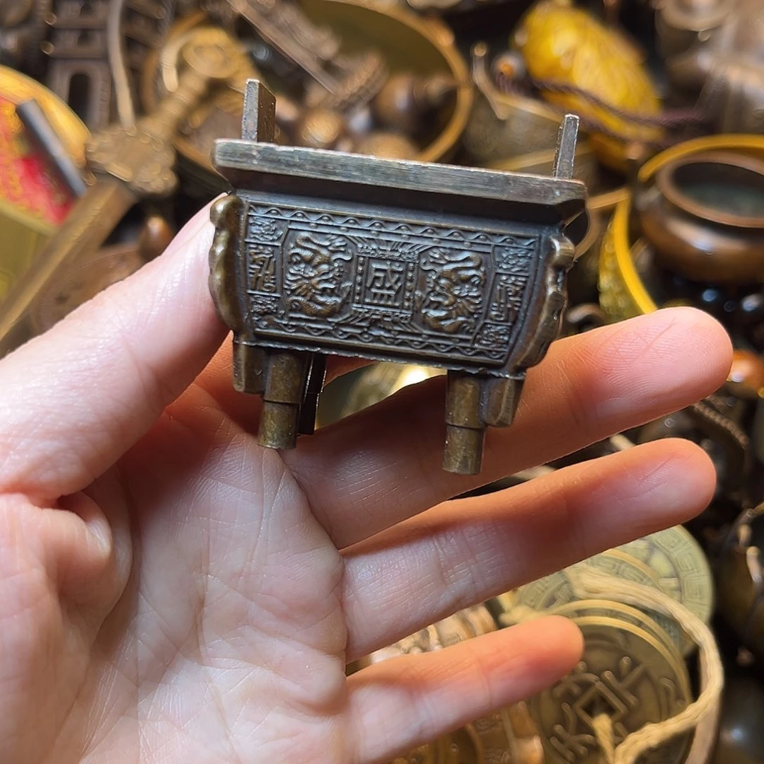 精美铜器工艺品等