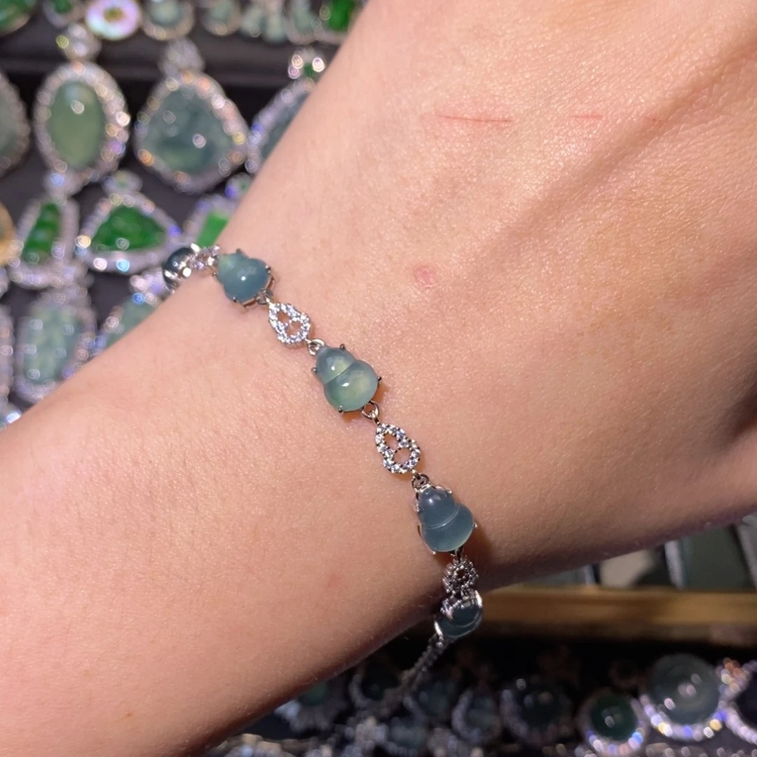 翡翠未镶嵌颈饰天然