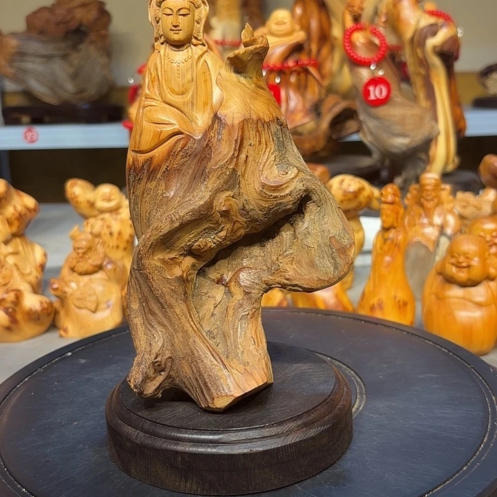 柏木太行崖柏观音摆件