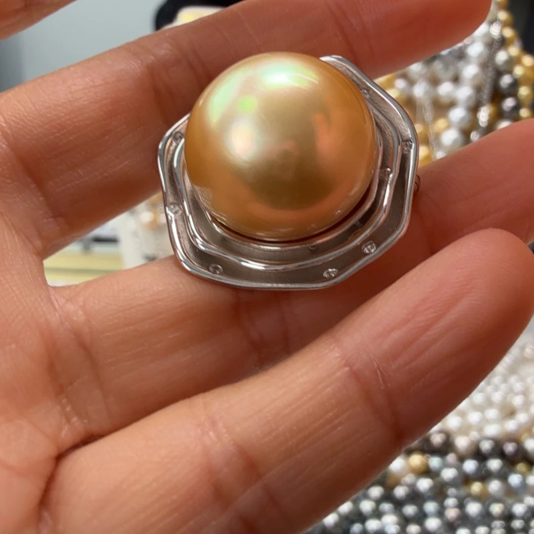 茱****海水珍珠银S925镶嵌颈饰