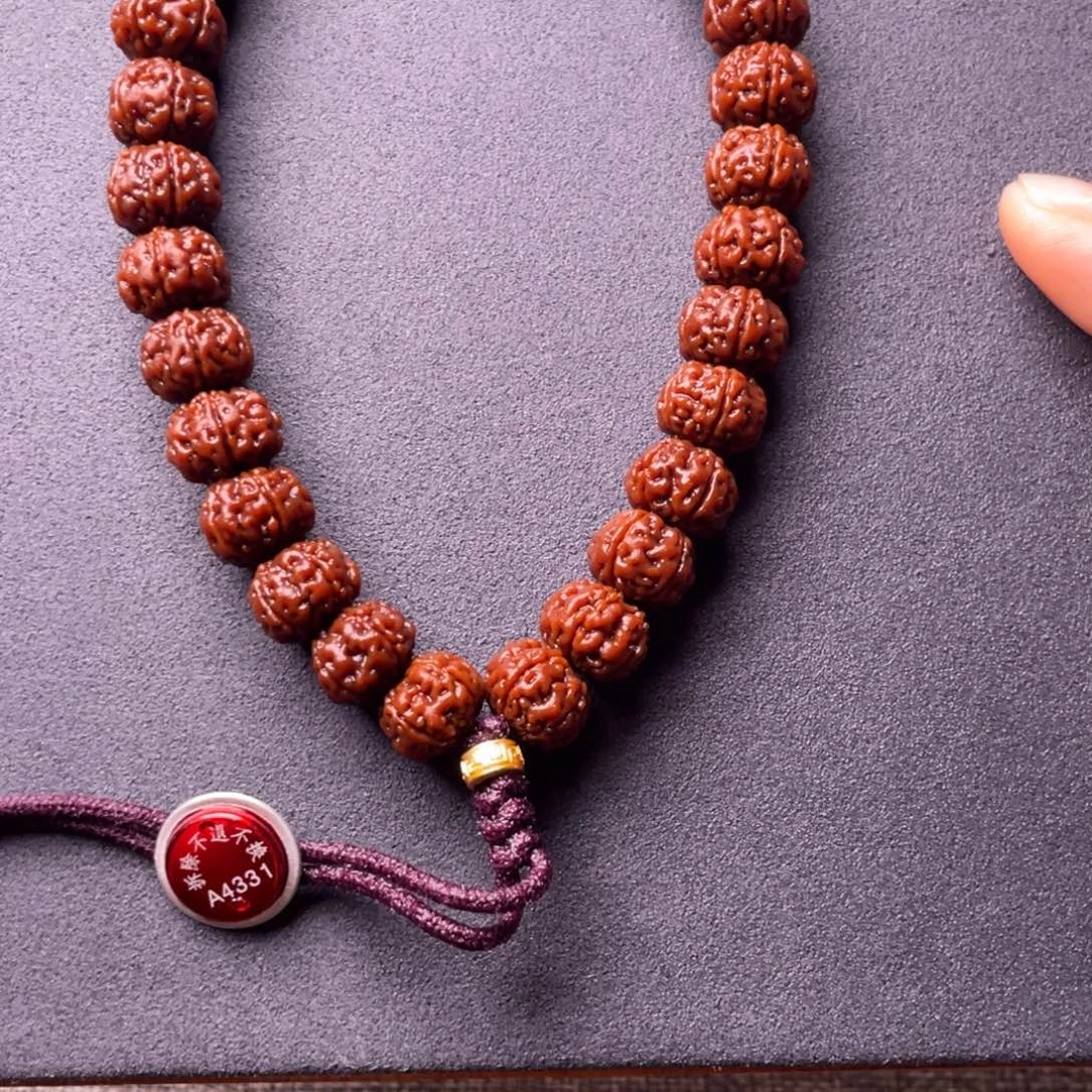 M****金刚菩提吊坠老树王