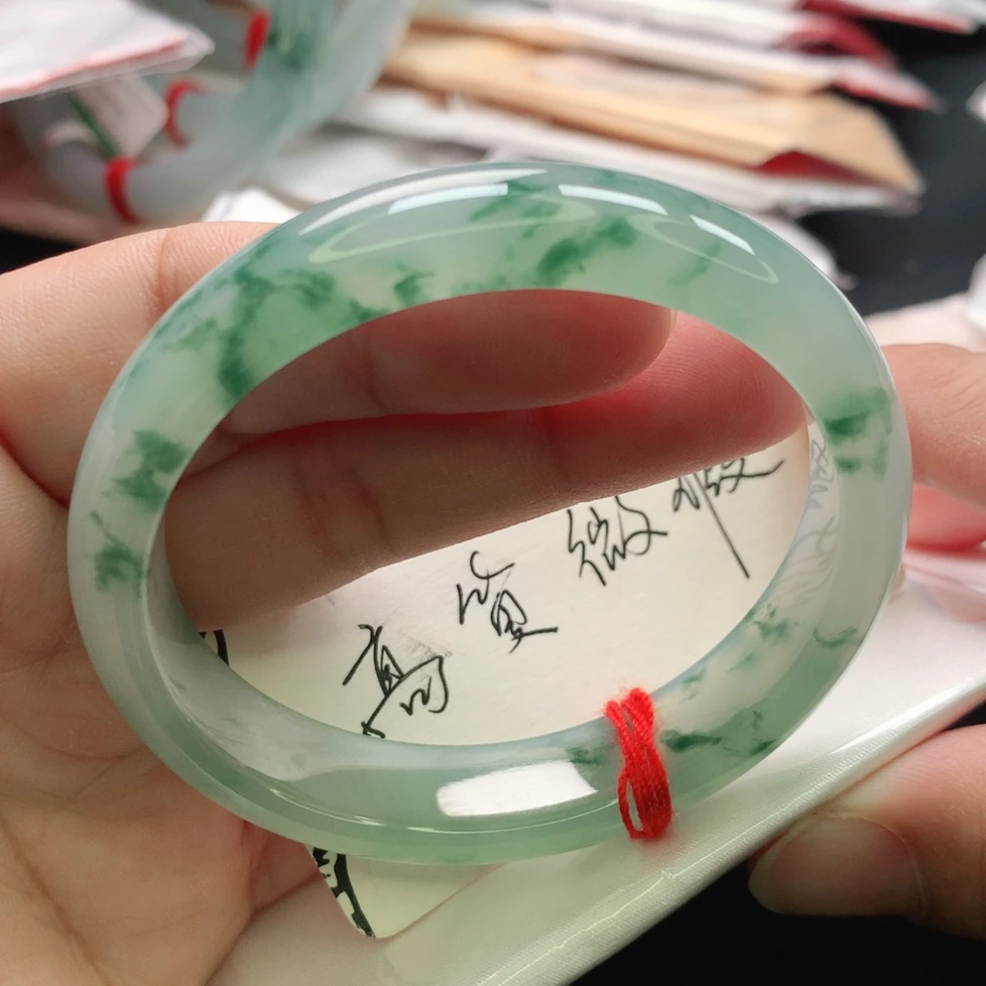 翡翠未镶嵌手镯贵妃54